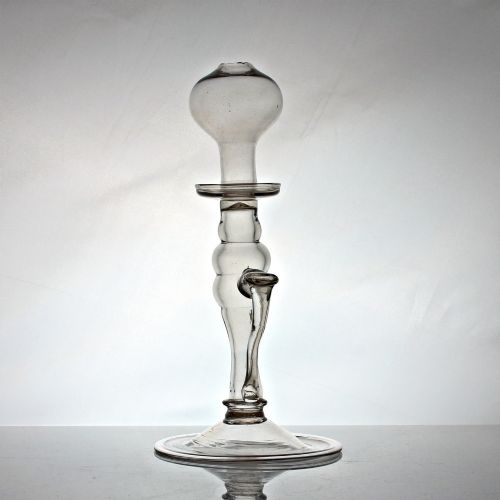 GEORGIAN TALL GLASS OIL LAMP WITH APPLIED HANDLE - ADDITIONAL PHOTO 1