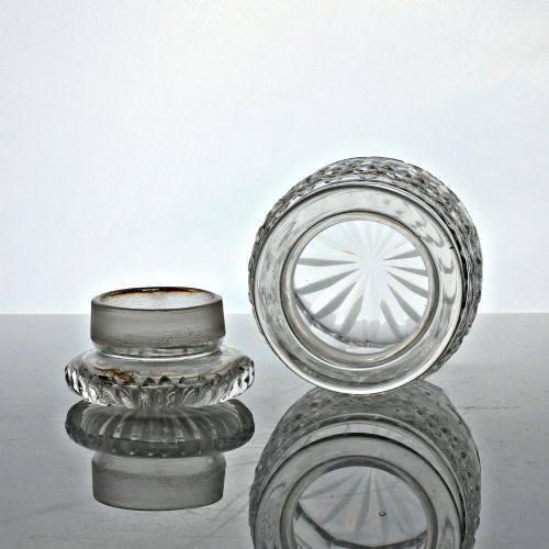 GEORGIANREGENCY STRAWBERRY DIAMOND CUT GLASS CYLINDRICAL PICKLE JAR AND COVER - ADDITIONAL PHOTO 1