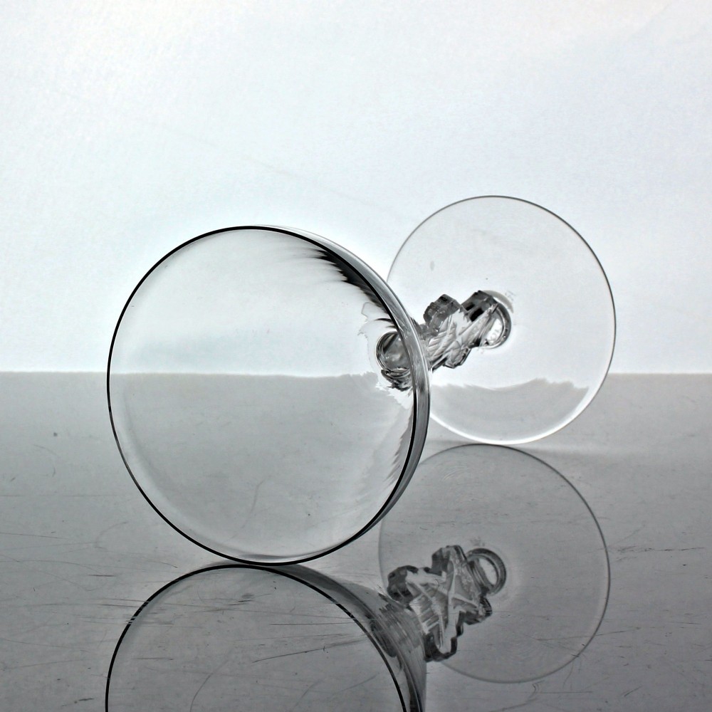 Set of six pre-war René Lalique Strasbourg wine glasses, model 5085 View IV