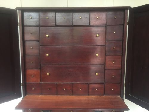18TH CENTURY SPECIMEN CABINET - ADDITIONAL PHOTO 3