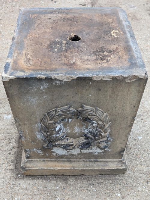 19TH CENTURY STONEWARE PLINTH - ADDITIONAL PHOTO 2
