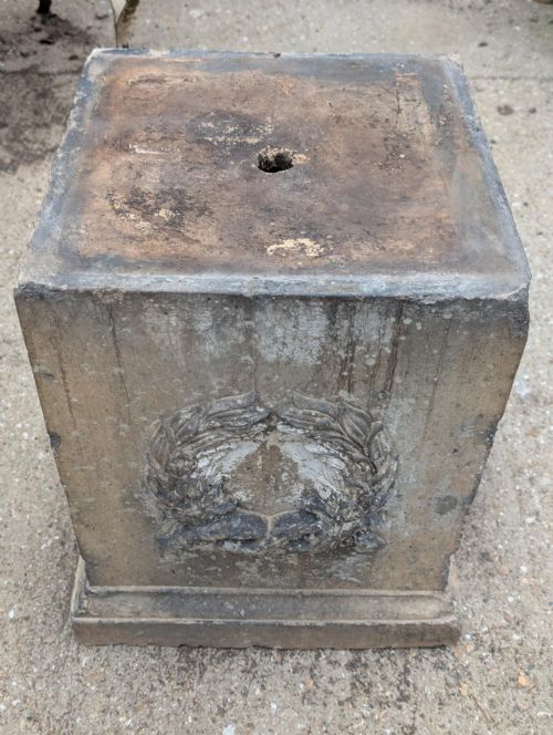 19TH CENTURY STONEWARE PLINTH - ADDITIONAL PHOTO 3
