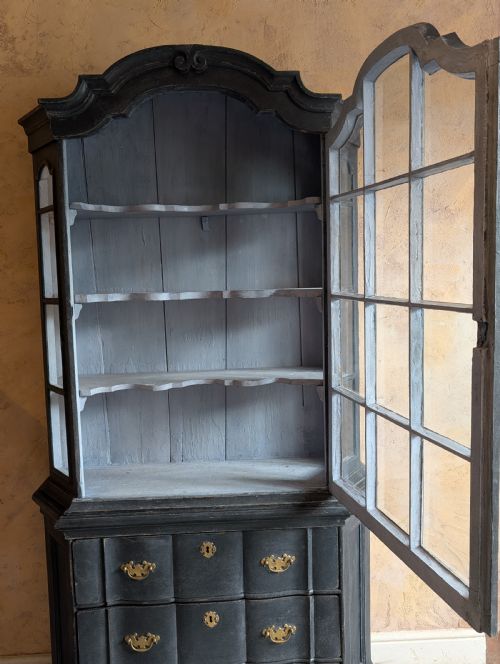 ANTIQUE PAINTED DUTCH VITRINE - ADDITIONAL PHOTO 3