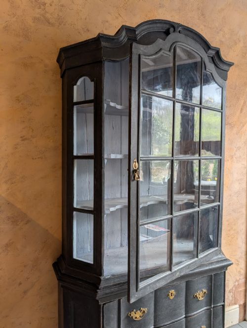 ANTIQUE PAINTED DUTCH VITRINE - ADDITIONAL PHOTO 10
