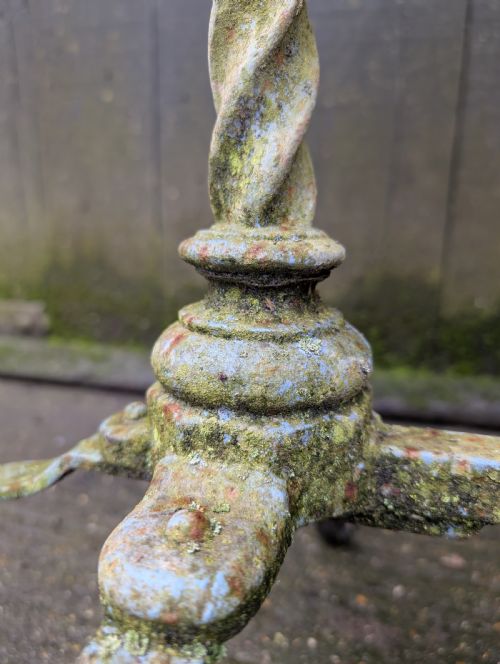 A CAST IRON MARBLE TOP CONSOLE TABLE - ADDITIONAL PHOTO 6