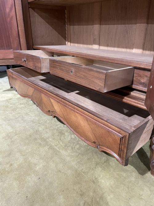 CONTINENTAL ARMOIRE - ADDITIONAL PHOTO 3
