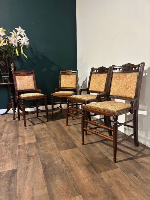 A Set of Four Edwardian Mahogany Dining Chairs. Early 1900s.