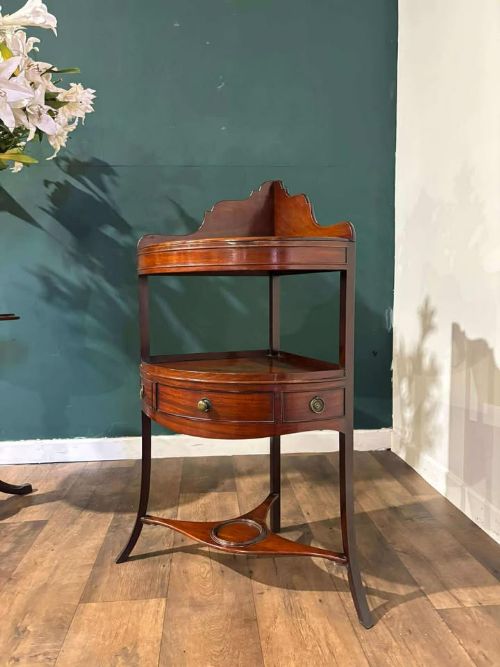 Georgian Mahogany Washstand