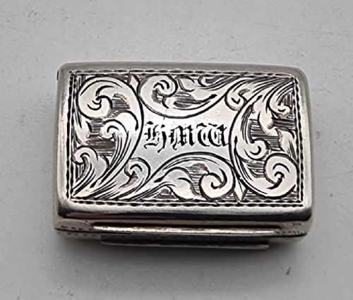 GOOD CONDITION QUALITY ANTIQUE STERLING SILVER VINAIGRETTE BIRMINGHAM 1862