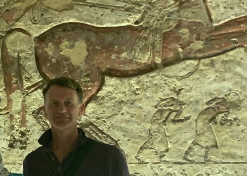 TIM SALTWELL ANTIQUES PROFILE PHOTO WHICH LINKS TO DEALER PAGE
