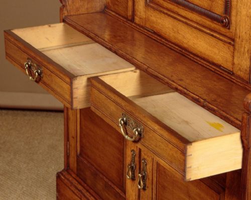 VICTORIAN LIGHT OAK BUREAU CABINET - ADDITIONAL PHOTO 6