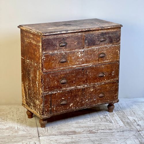 A Victorian Scumble Glazed Chest of  Drawers