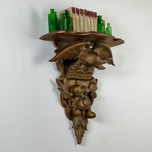 A C19TH CARVED GILTWOOD WALL BRACKET - ADDITIONAL PHOTO 3