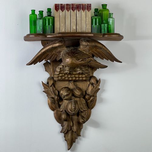 A C19TH CARVED GILTWOOD WALL BRACKET - ADDITIONAL PHOTO 4
