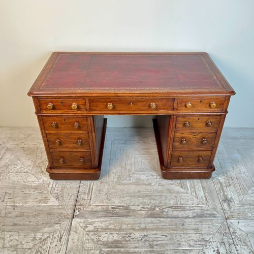 VICTORIAN OAK PEDESTAL DESK BY DEIGHTON DUNTHORNE HOLBORN LONDON - ADDITIONAL PHOTO 2