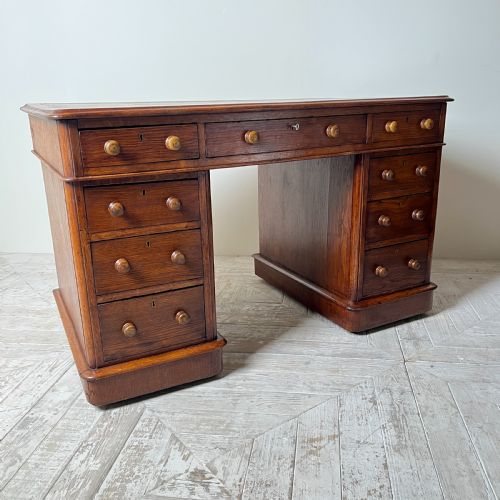 VICTORIAN OAK PEDESTAL DESK BY DEIGHTON DUNTHORNE HOLBORN LONDON - ADDITIONAL PHOTO 5