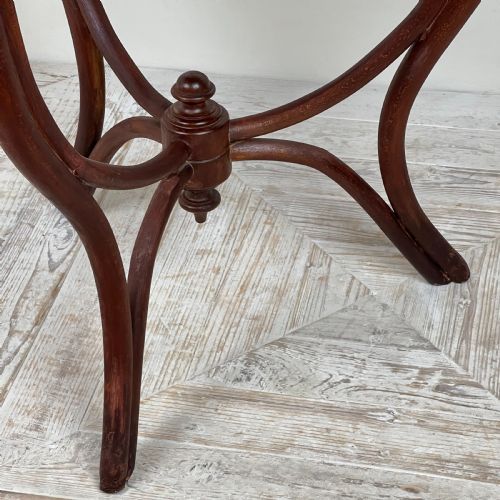 A RARE TRIANGULAR THONET BENTWOOD CARD TABLE CIRCA 1900 - ADDITIONAL PHOTO 2
