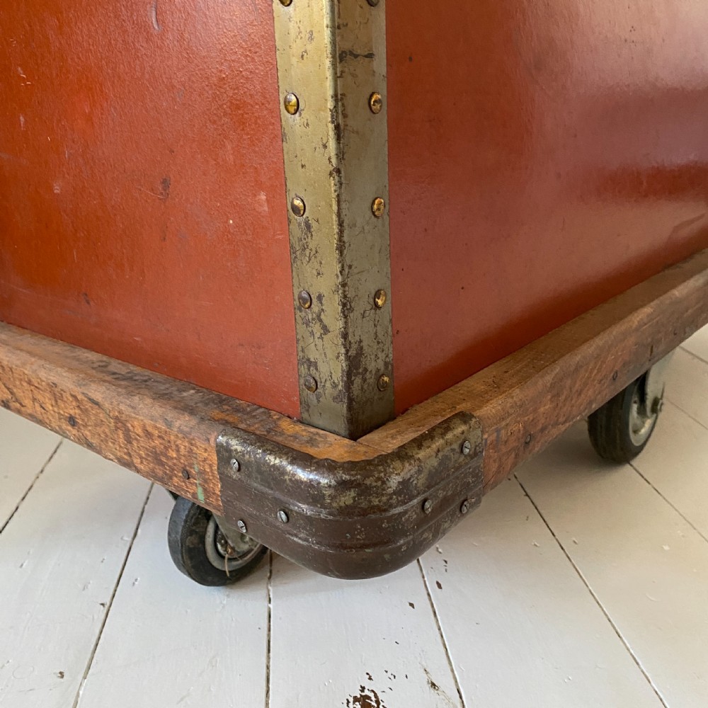 Vintage Hotel Linen Trolley View III