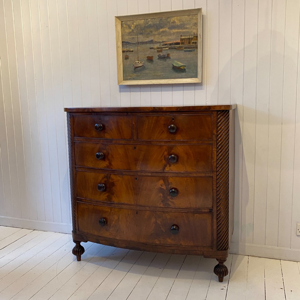 A Willaim IV Mahogany Bow Front Chest of Drawers View IV