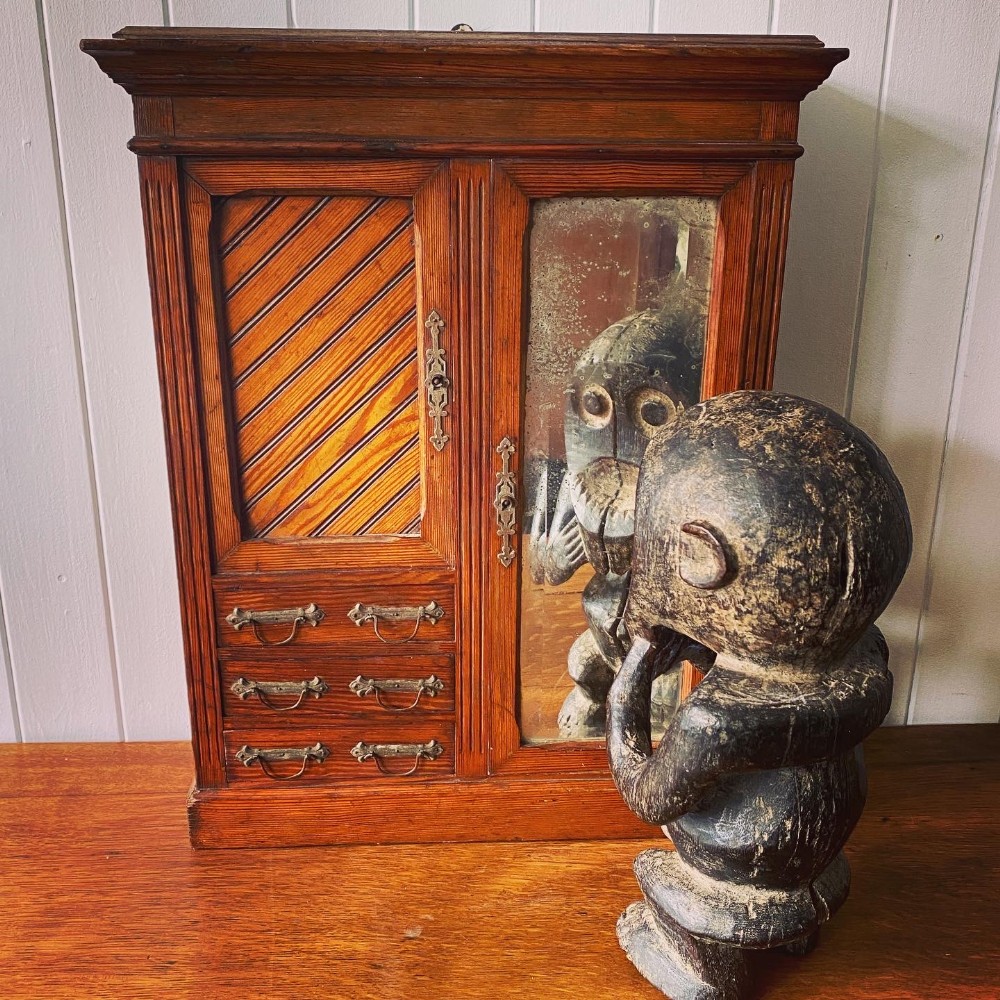 Victorian Minature Apprentice Piece Wardrobe