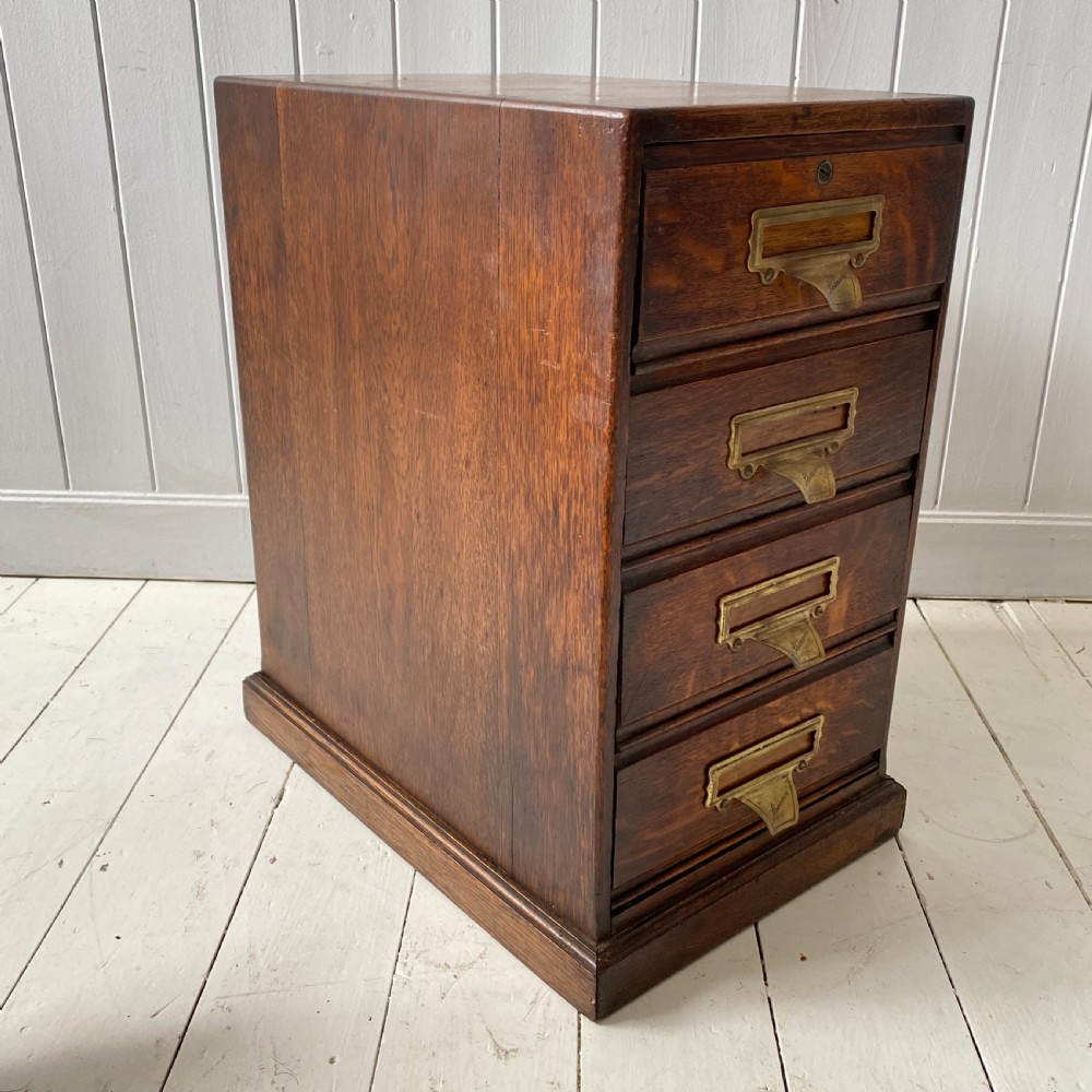 Shannon Oak Filing Drawers View VIII