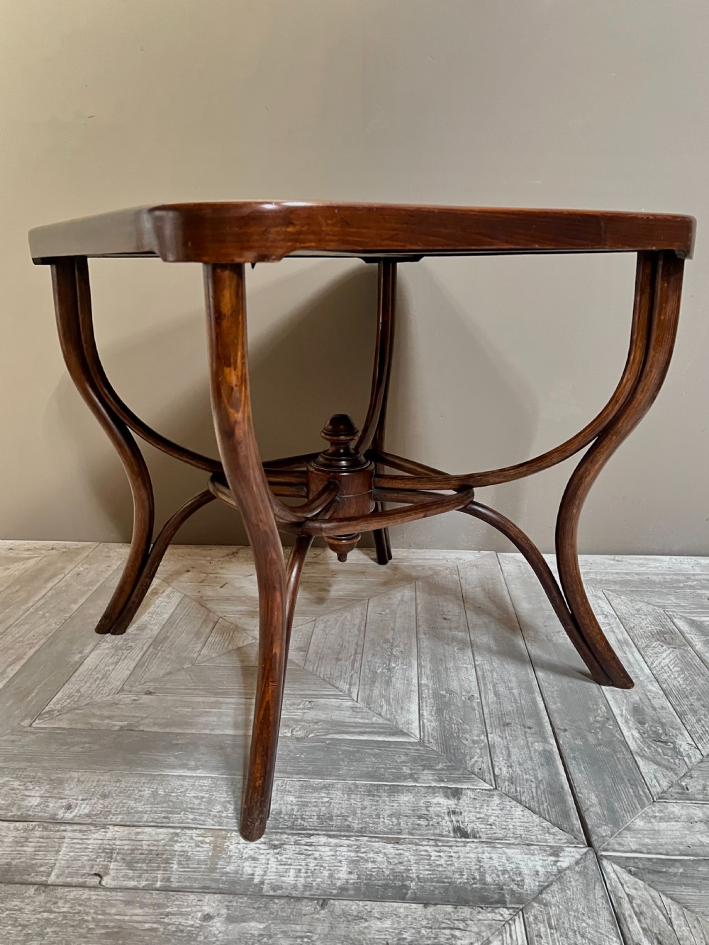 A Thonet Bentwood Card Table No. 5   View VI
