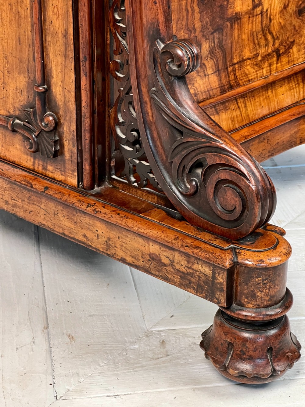 William IV Mahogany And Simulated Rosewood Davenport View XI