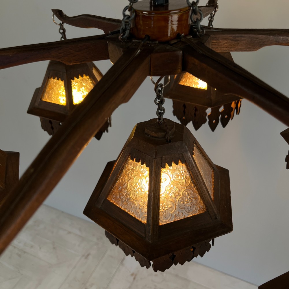 Arts & Crafts Black Forest Jugendstil Oak Chandelier View VII