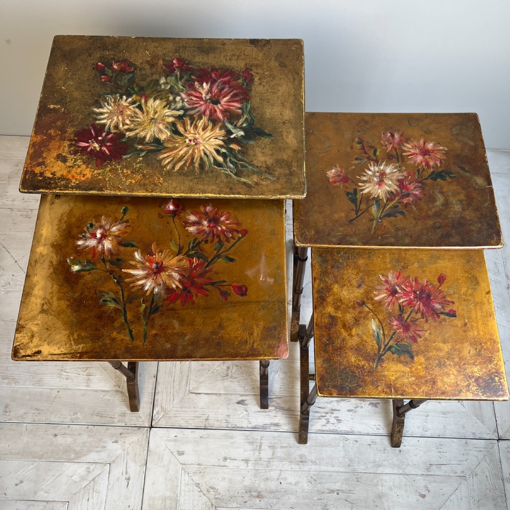 Antique Quartetto Nest Of Four Gilt Painted Lamp, Occasional Or Wine Tables View III