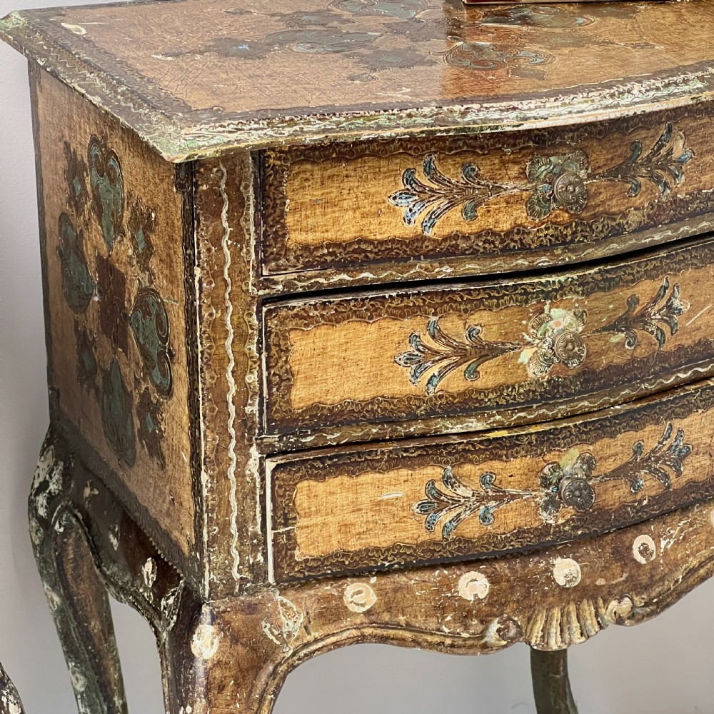 Pair Of Venetian Painted Bedside Or Lamp Tables Circa 1920 View IV