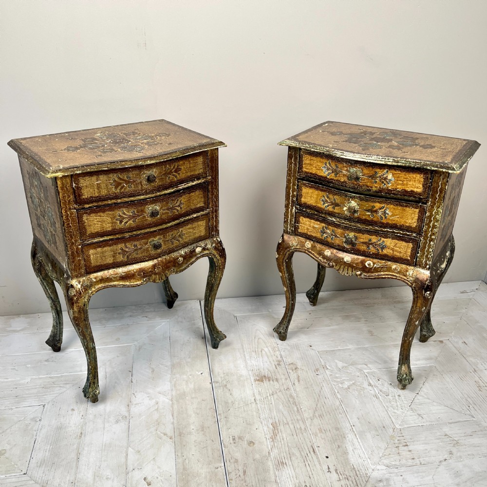 Pair Of Venetian Painted Bedside Or Lamp Tables Circa 1920 View VI