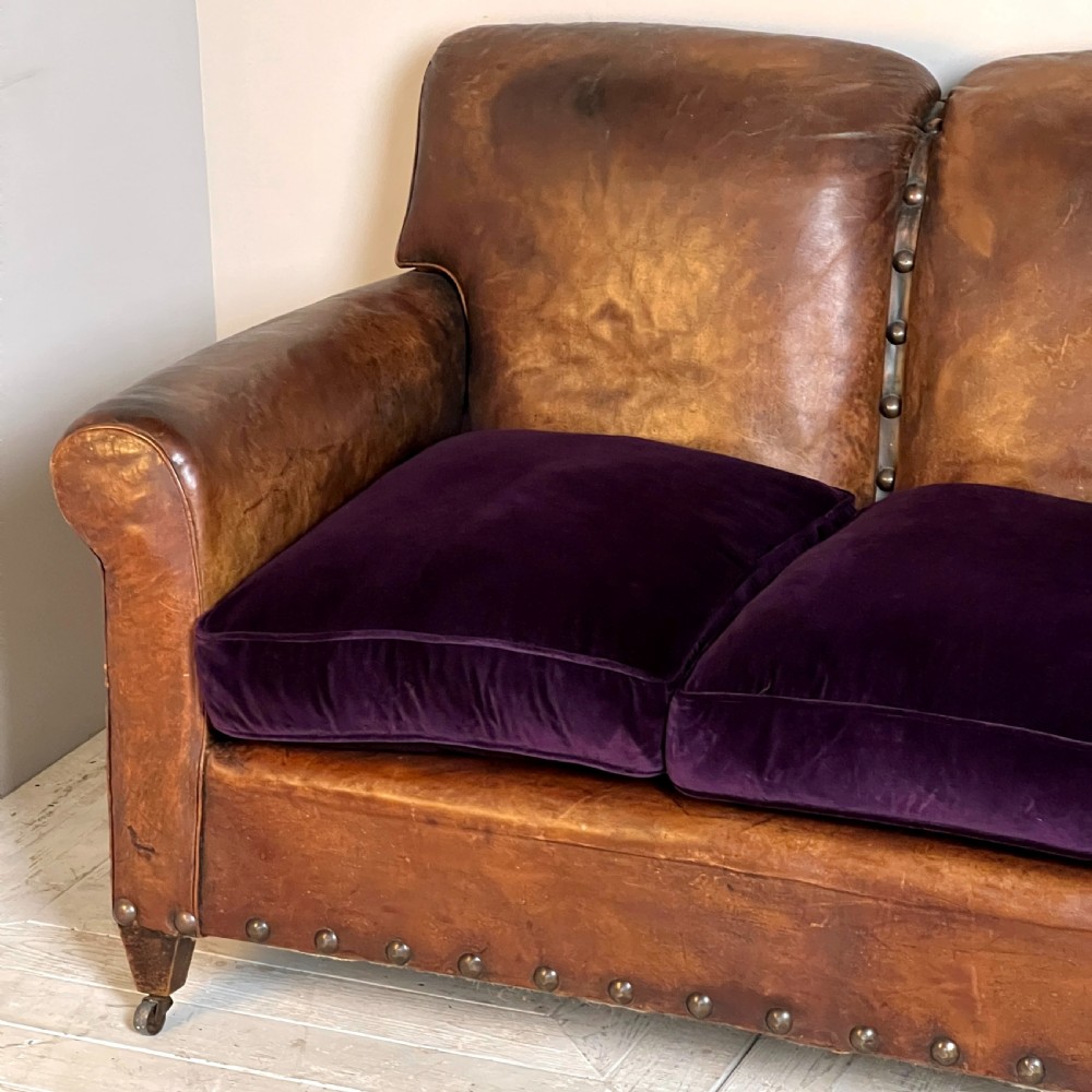 An English Country House Leather Sofa Circa 1910 View VI