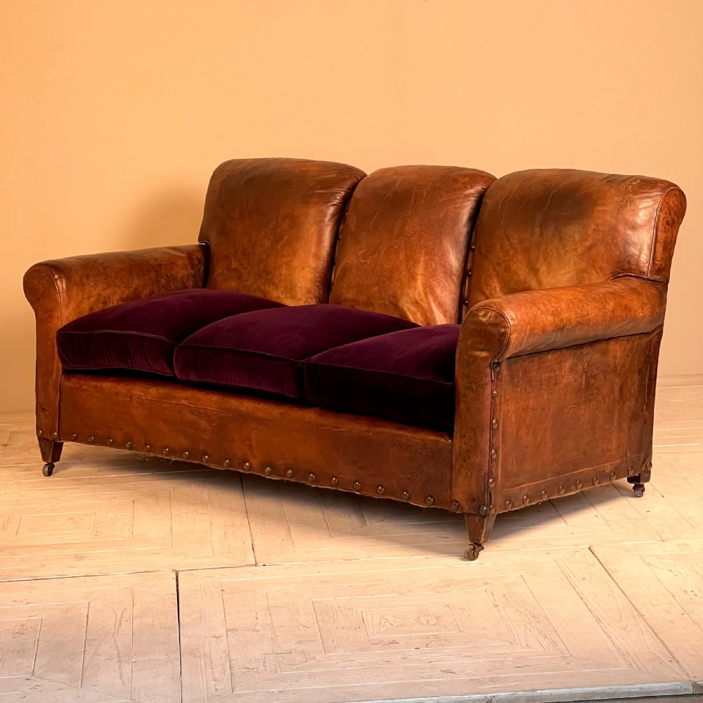 An English Country House Leather Sofa Circa 1910 View VII