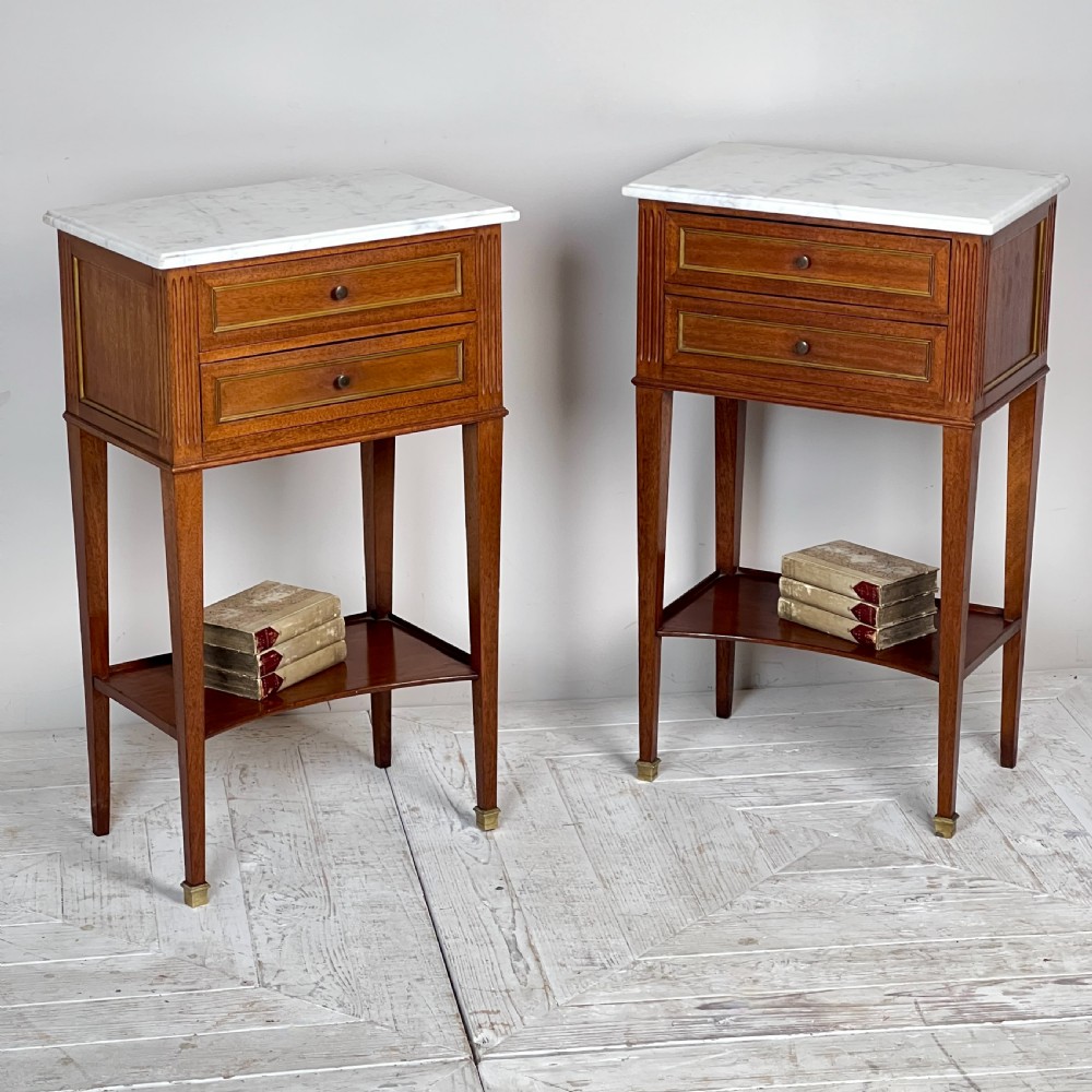 A Pair Of Mahogany And Brass Inlay Marble Topped Bedside Tables
