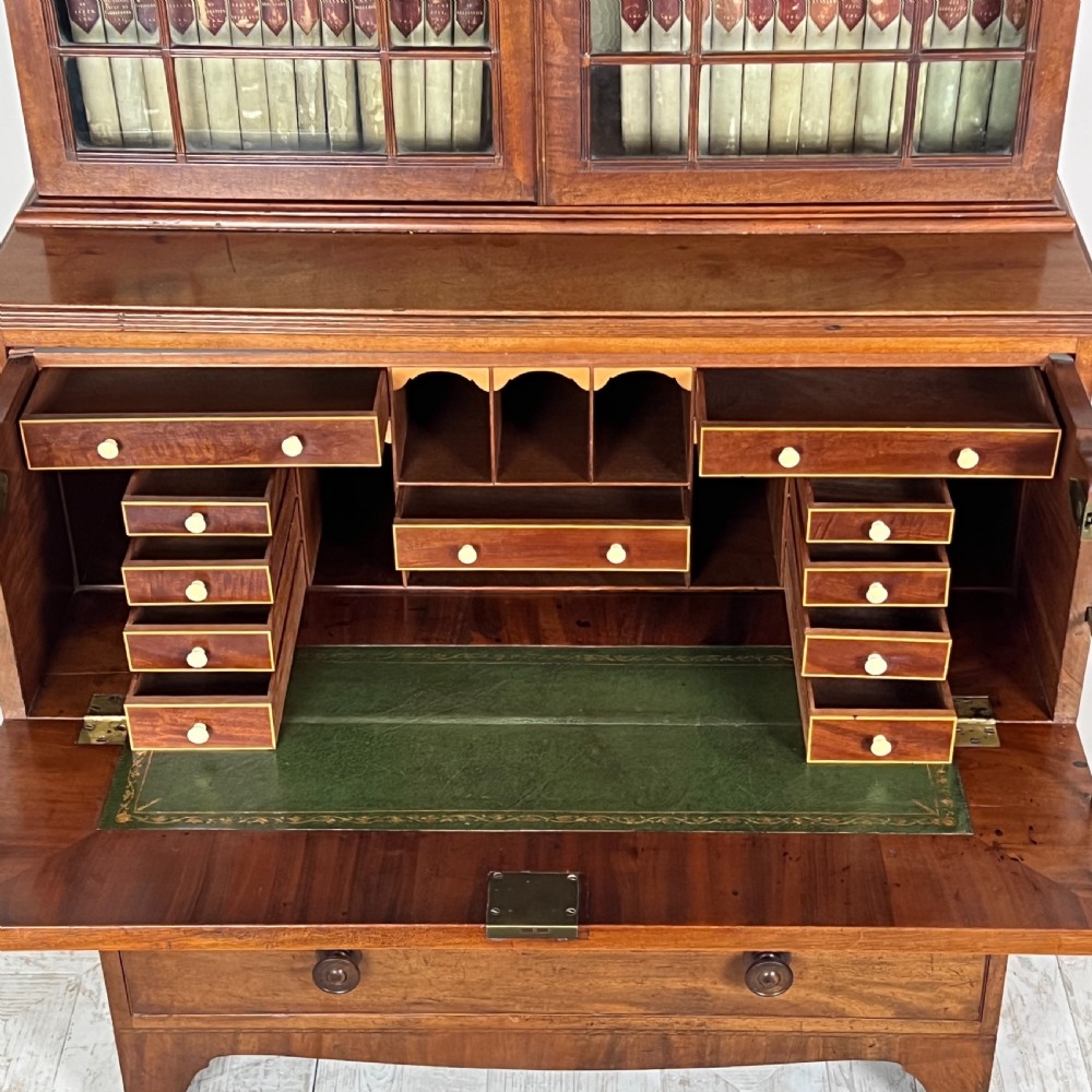 A Georgian Mahogany Secretaire Bookcase Circa 1800 View V
