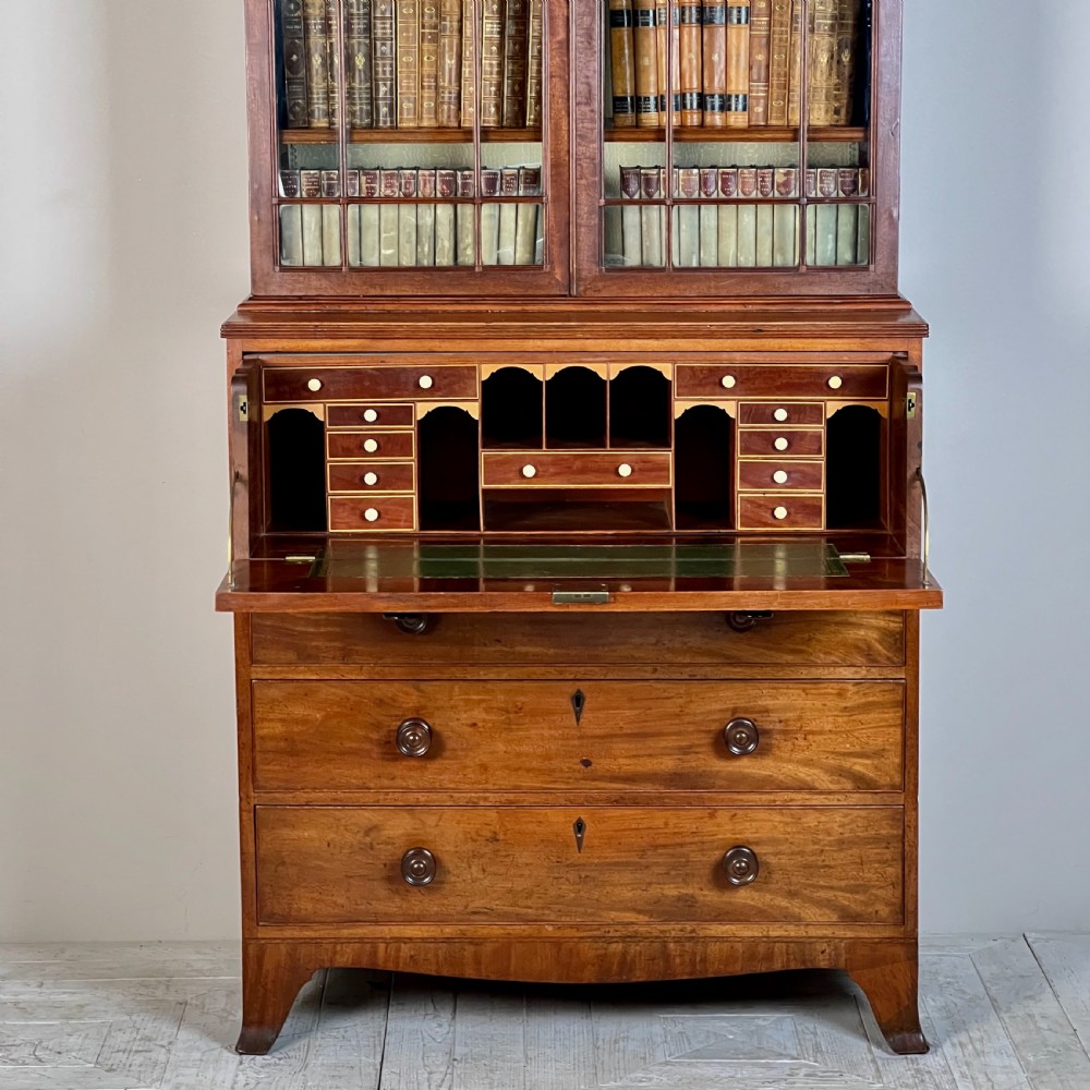 A Georgian Mahogany Secretaire Bookcase Circa 1800 View VI