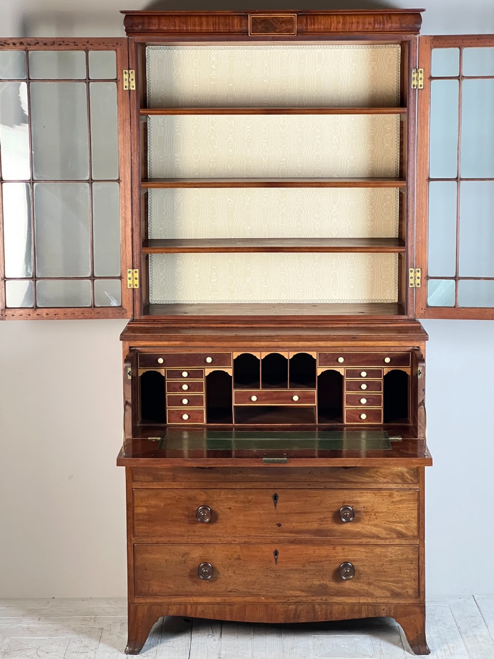 A Georgian Mahogany Secretaire Bookcase Circa 1800 View VII