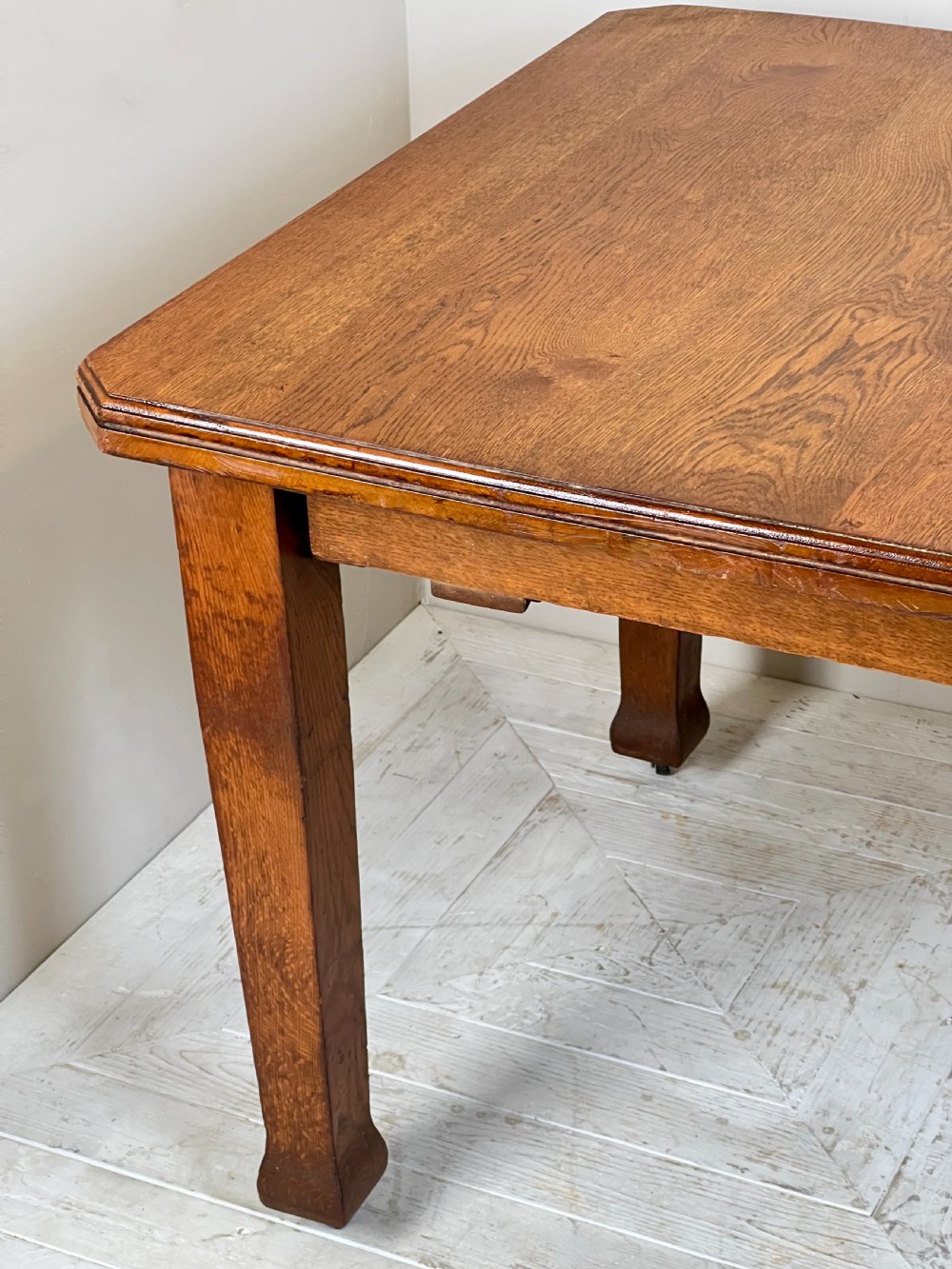 An Arts & Crafts Extending Oak Dining Table & Six Chairs View VI