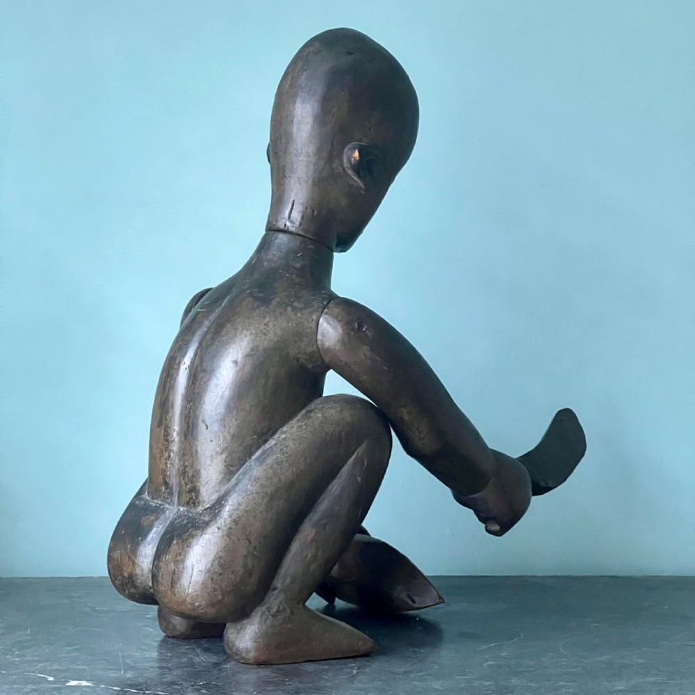 An Early 20th Century African Carved Wood Ngoni Figure View III