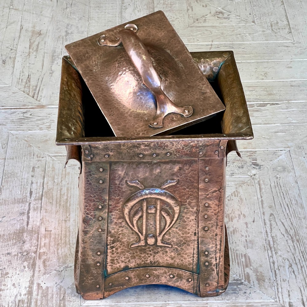 Arts & Crafts William Soutter & Sons Copper Coal, Kindling Or Log Box View II