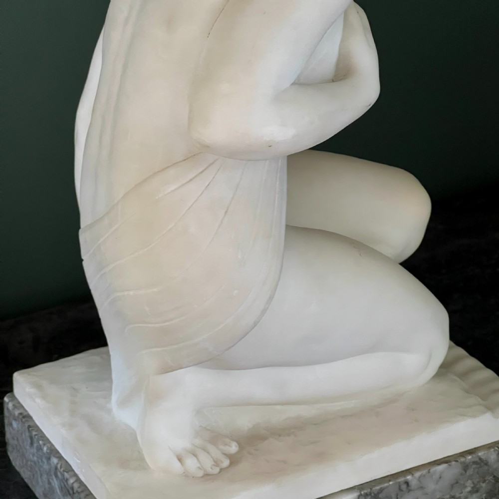 Early C20th Italian Marble Sculpture Of A Lady Bathing  View V
