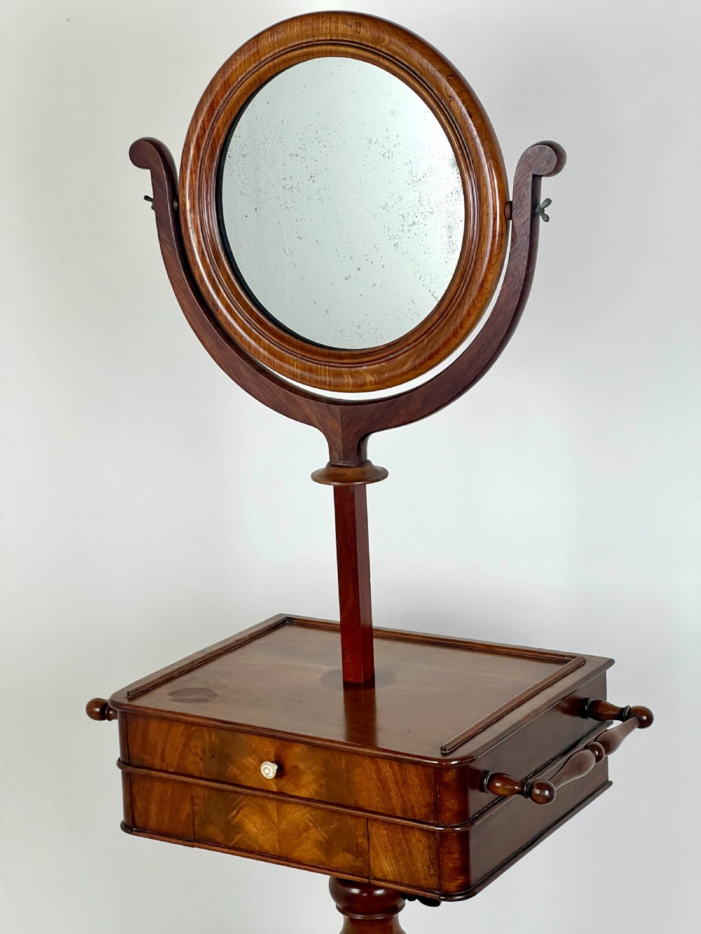 A Fine 19Th Century Mahogany Shaving Stand View IV