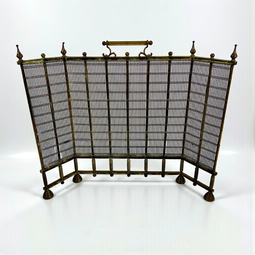 Late Victorian Antique Brass Fire Guard Or Fender View VII