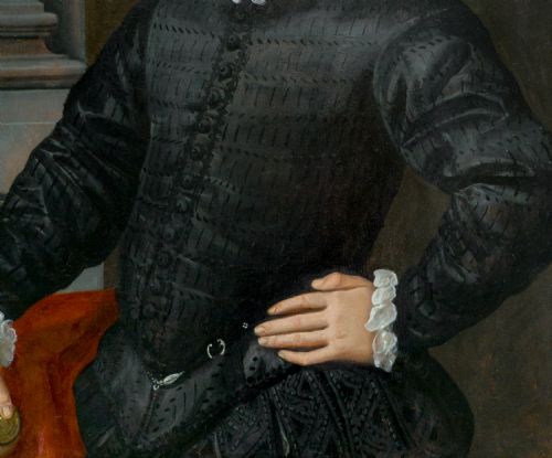 PORTRAIT OF A GENTLEMAN IN A BLACK DOUBLET HOLDING A MEDALLION C157580 FLORENTINE SCHOOL ANTIQUE OIL ON PANEL PAINTING - ADDITIONAL PHOTO 6