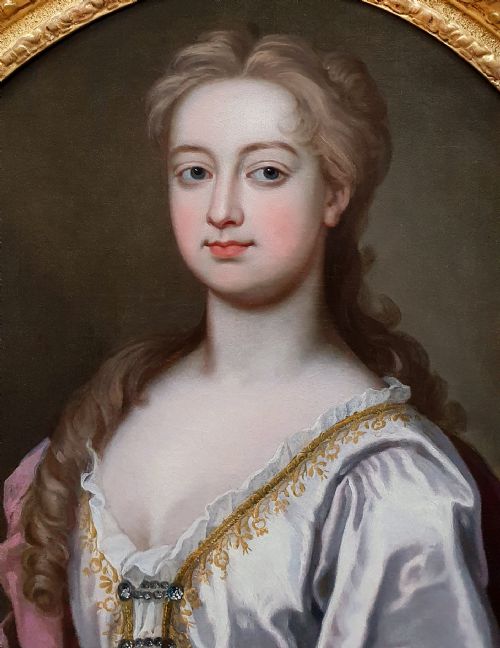 PORTRAIT OF A LADY C1725 CIRCLE OF SIR GODFREY KNELLER 16461723 ANTIQUE OIL ON CANVAS PAINTING FINE GILDED CARVED FRAME - ADDITIONAL PHOTO 4