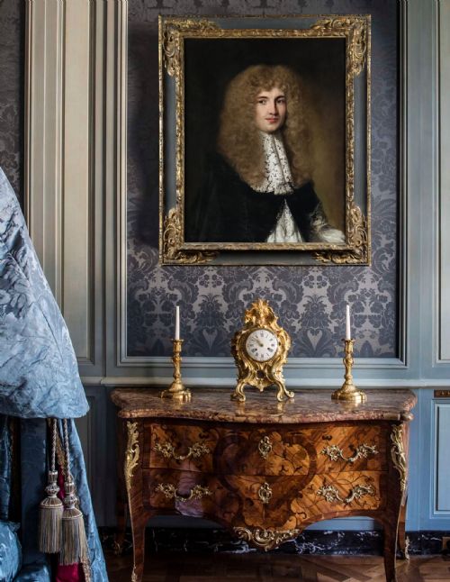 PORTRAIT OF A GENTLEMAN WITH LONG HAIR AND AN ELABORATE LACE COLLAR C16701675 BY JACOB FERDINAND VOET 16391689 OIL ON CANVAS PAINTING - ADDITIONAL PHOTO 1