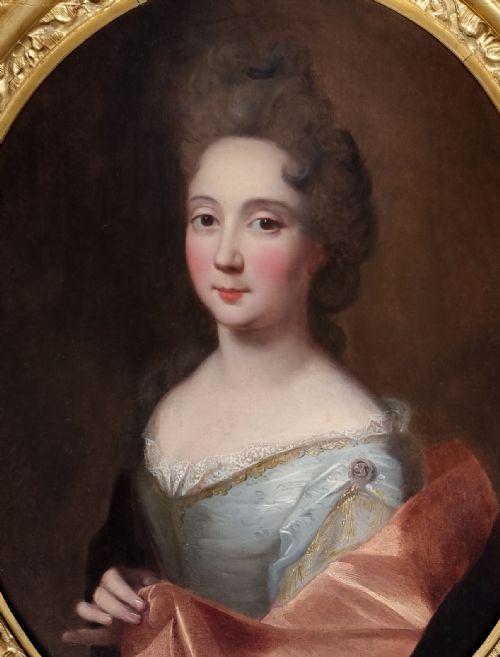PORTRAIT OF A YOUNG LADY C1700 CIRCLE OF FRANOIS JOUVENET 16641749 ANTIQUE OIL PAINTING ON CANVAS FINE CARVED GILDED FRAME - ADDITIONAL PHOTO 2
