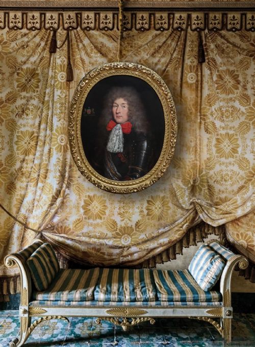 1680'S PORTRAIT OF A GENTLEMAN IN A LACE CRAVAT AND ARMOUR CIRCLE OF PIERRE MIGNARD 16121695 CALLED MIGNARD LE ROMAIN ANTIQUE OIL ON CANVAS PAINTING - ADDITIONAL PHOTO 1