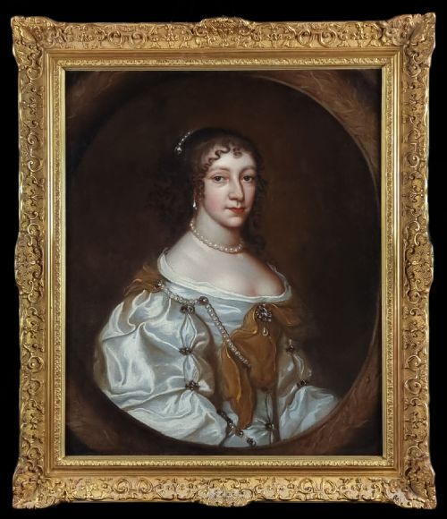 1660's portrait of a lady in a silver silk dress circle of sir peter lely 16181680 antique oil painting on canvas - CATEGORY: ANTIQUE ART - DATED 17TH CENTURY