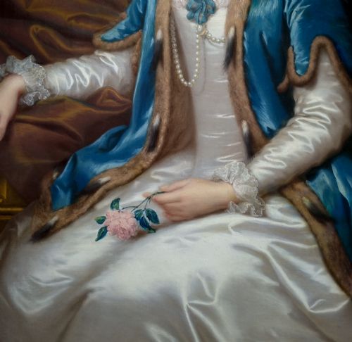 PORTRAIT OF A LADY MRS WILLIAM ACTON OF BRAMFORD HALL IN A SILK DRESS AND BLUE FURTRIMMED CAPE C1740 SIGNED THOMAS BARDWELL 17041767 - ADDITIONAL PHOTO 9